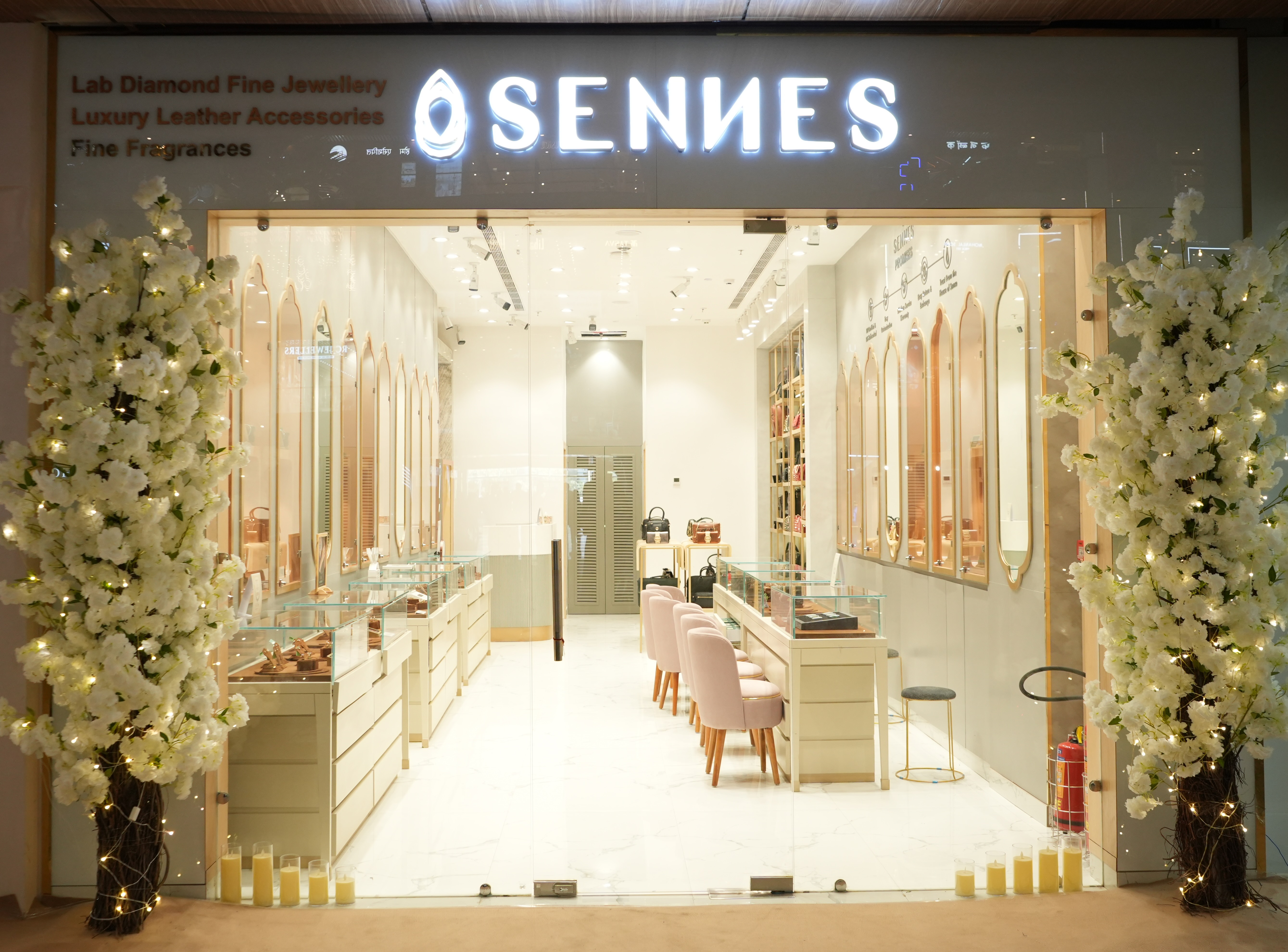 Sennes launches its first exclusive store in Delhi at DLF Midtown Plaza, Moti Nagar